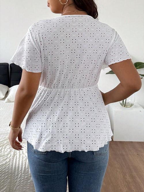 Blusa em lese com decote em V texturizado Branco – LUME PLUSS