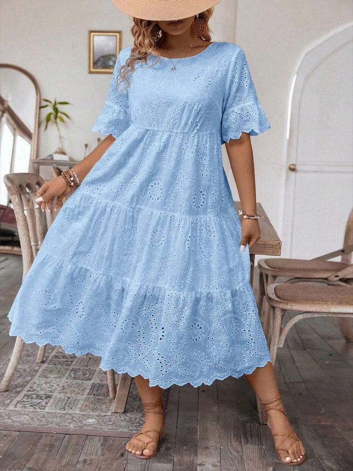 Vestido Elegante com Gola Redonda